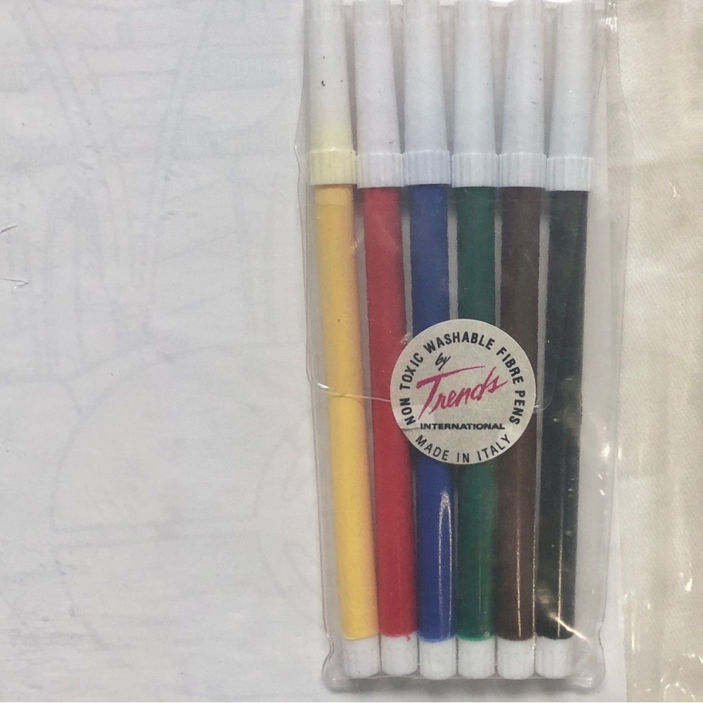 Vintage 1993 Star Trek: Deep Space Nine Doodle Bag -Rare DS9 Coloring Poster Set - Picture 3 of 8